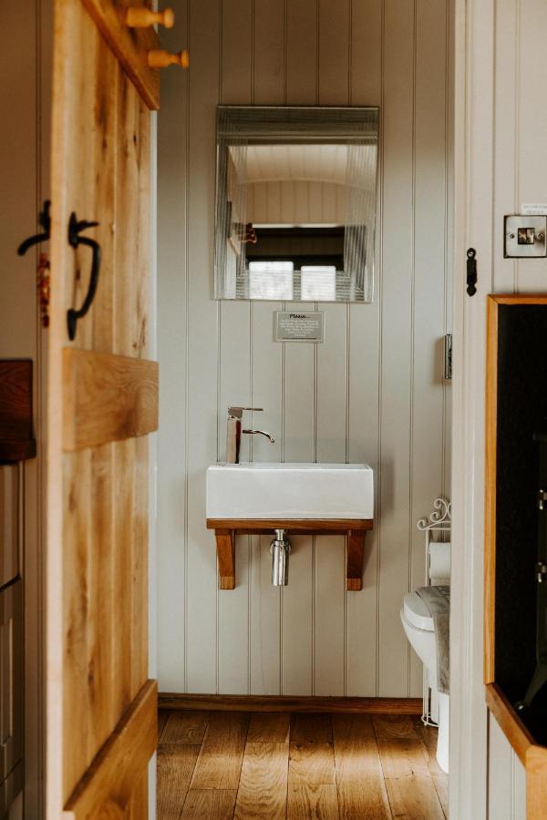 The Little John Petite Cosy Log Cabin - Sleeps 2, Great For Romantic Breaks, Couples, Single Guests, Near Sherwood Forest At Fairview Farm, Nottingham Set In 88 Acres Blidworth Екстер'єр фото